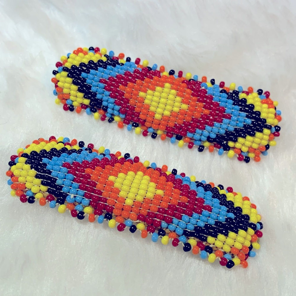 ✨ 3/$80 ✨ 💝 Native American Beaded 2-pc Hair Clip Set Barrette Handmade